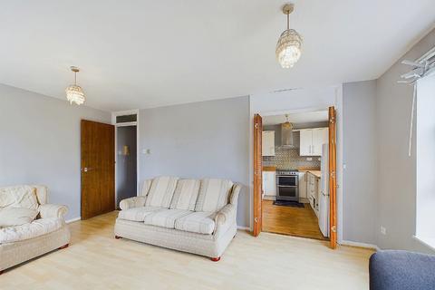 2 bedroom apartment for sale, Marlowe Gardens, London SE9