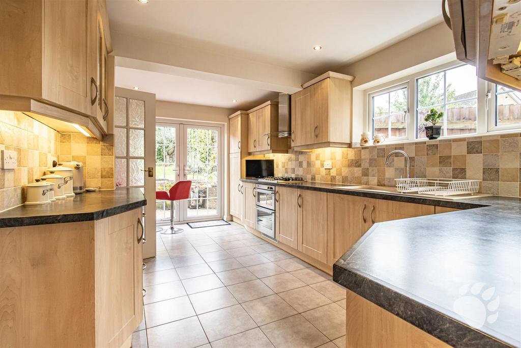 Kitchen/Breakfast Room