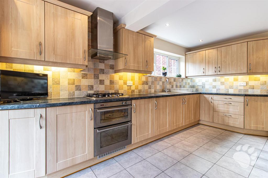 Kitchen/Breakfast Room