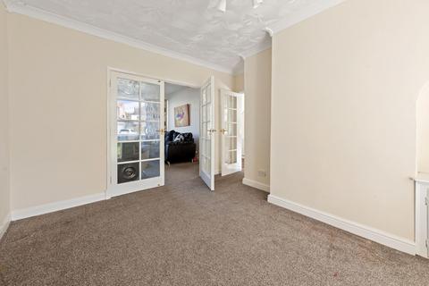 3 Castleton Crescent, Skegness, PE25 2TJ