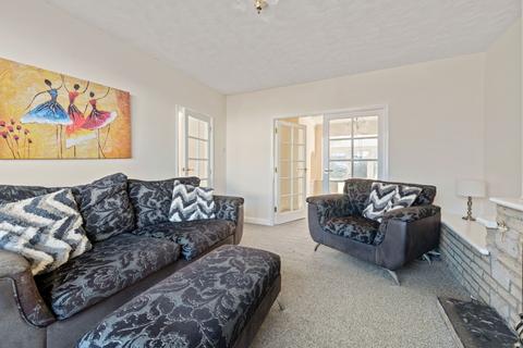4 bedroom semi-detached house for sale, Castleton Crescent, Skegness PE25