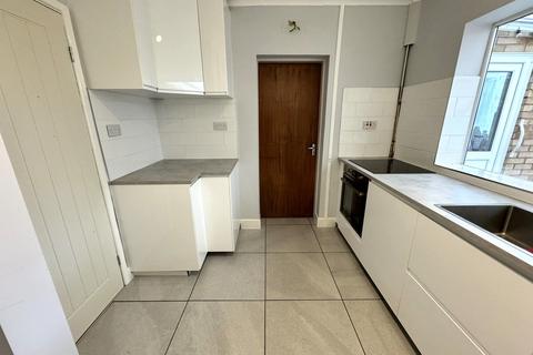 15 Broad Lane North, Willenhall, WV12 5UH