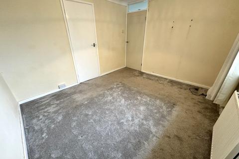 15 Broad Lane North, Willenhall, WV12 5UH