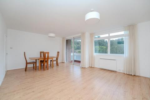 2 bedroom apartment to rent, Greystoke Court, Hanger Lane, W5 1EN