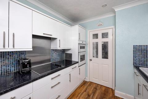 3 bedroom semi-detached house for sale, Warren Avenue, Brighton