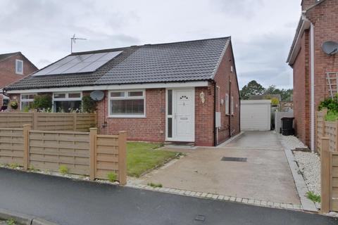 2 bedroom bungalow to rent, Campion Grove, Harrogate, HG3