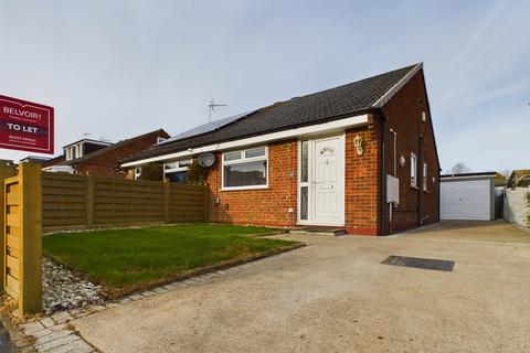 2 bedroom bungalow to rent, Campion Grove, Harrogate, HG3