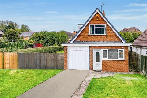 3 bedroom detached bungalow for sale, Linby Walk, Hucknall NG15