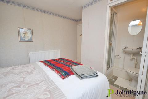 25 Buckhold Drive, Coventry, CV5 9LT