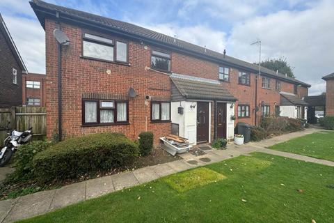 2 bedroom maisonette for sale, Coulson Court, Dallow Road, Luton LU1