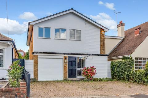 4 bedroom detached house for sale, Acacia Drive, Thorpe Bay SS1