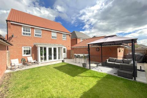 4 bedroom detached house for sale, Hickman Road, Bingham