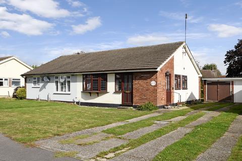 2 bedroom semi-detached bungalow for sale, Heycroft Way, Great Baddow