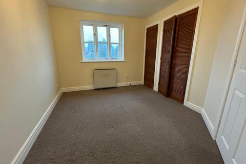 1 bedroom flat to rent, Severn Court, Grosvenor Park, Morecambe, LA3