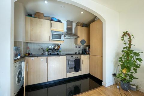 2 bedroom flat to rent, Northampton House, Wellington Street, Northampton, NN1 3NB