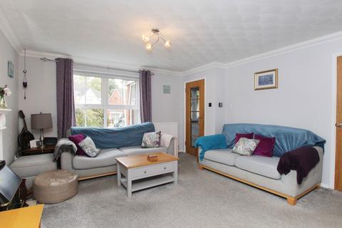 38 Acorn Grove, Church Village, Pontypridd, CF38 2AJ