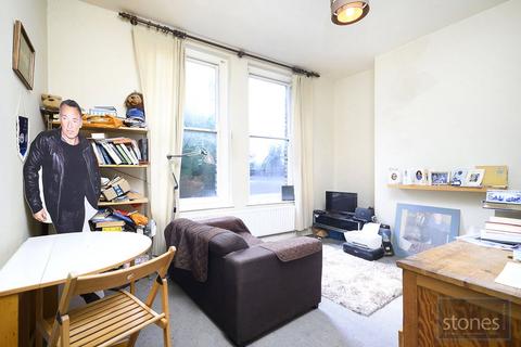 1 bedroom apartment for sale, Cavendish Road, London, NW6