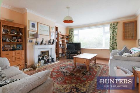 3 bedroom semi-detached house for sale, Cheam Common Road, Worcester Park