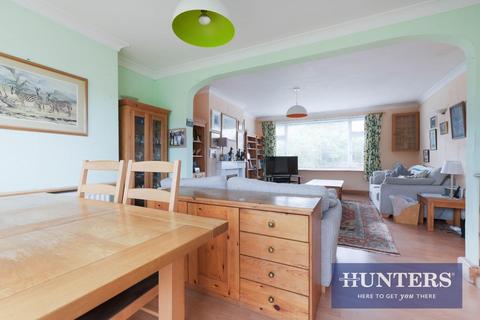 3 bedroom semi-detached house for sale, Cheam Common Road, Worcester Park