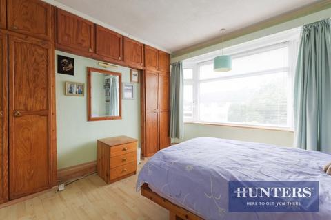 84 Cheam Common Road, Worcester Park, KT4 8QR