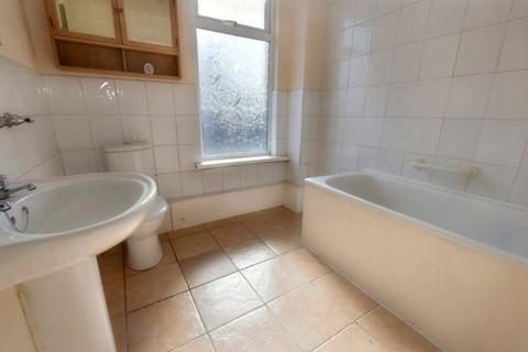 28 Aviary View, Leeds, LS12 2NY