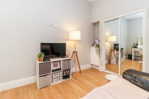 1 bedroom flat for sale, Nascot Street, Watford, WD17