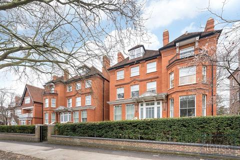 3 bedroom apartment for sale, Fitzjohns Avenue, London, NW3