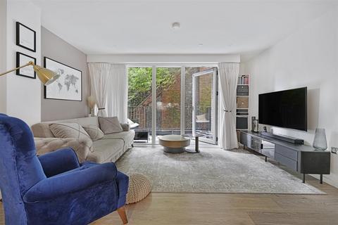 2 bedroom apartment for sale, Mary Neuner Road, London N8