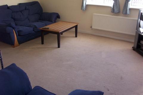 3 bedroom flat to rent, Wythenshawe, Manchester, Manchester, M22