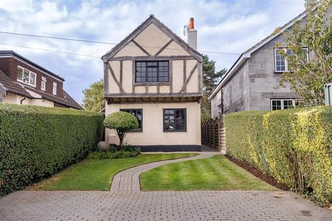 101 High Road, North Weald, Epping, CM16 6EA