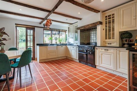 101 High Road, North Weald, Epping, CM16 6EA