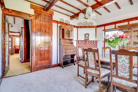7 Burlescoombe Close, Southend-on-sea, SS1 3QQ