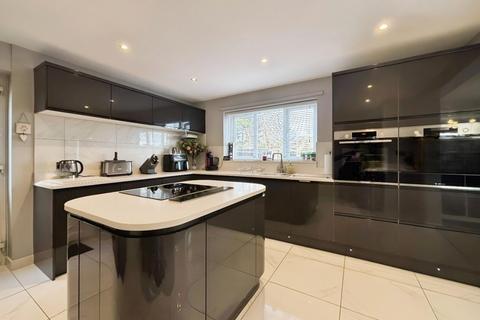 3 bedroom detached house for sale, Beacon Glade, South Shields