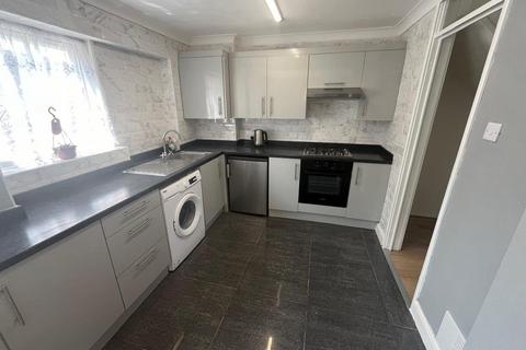 66 Lorton Close, Gravesend, DA12 4HA