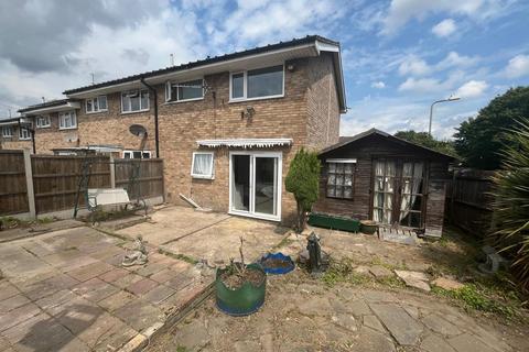 2 bedroom end of terrace house for sale, Lorton Close, Gravesend, Kent, DA12