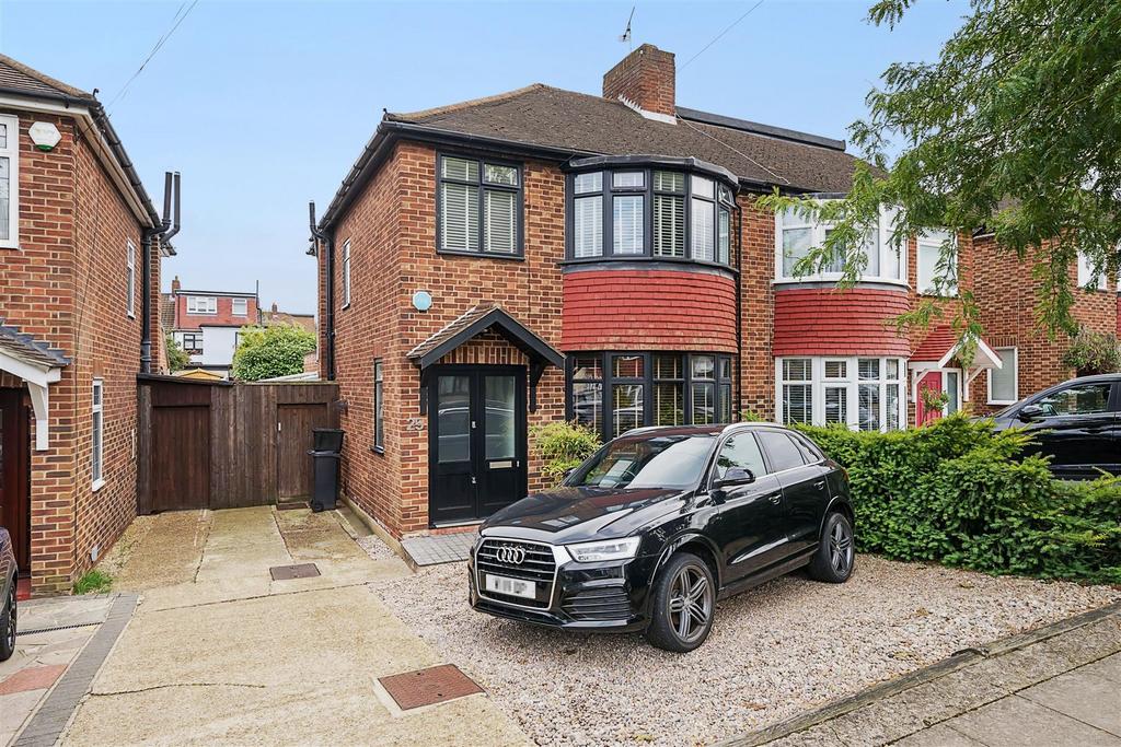 Ryecroft Road, Petts Wood 3 bed semidetached house for sale £725,000