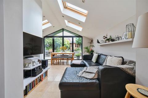 25 Ryecroft Road, Petts Wood, Orpington, BR5 1DR