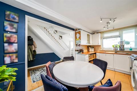 3 bedroom apartment for sale, Boteley Close, London E4