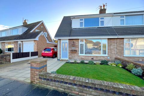 2 bedroom semi-detached house for sale, Elmwood Drive, Thornton FY5