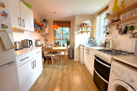 1 bedroom flat to rent, Wood Lane, London W12 7ED