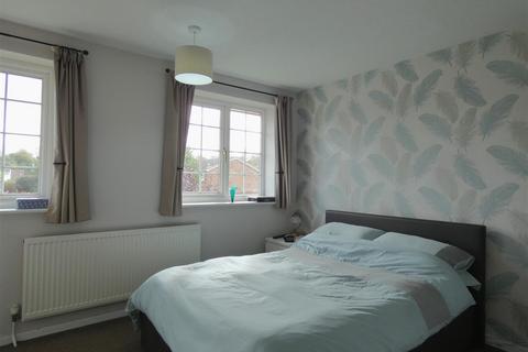 1 Broadlands, Stretton, Burton-on-trent, DE13 0EU