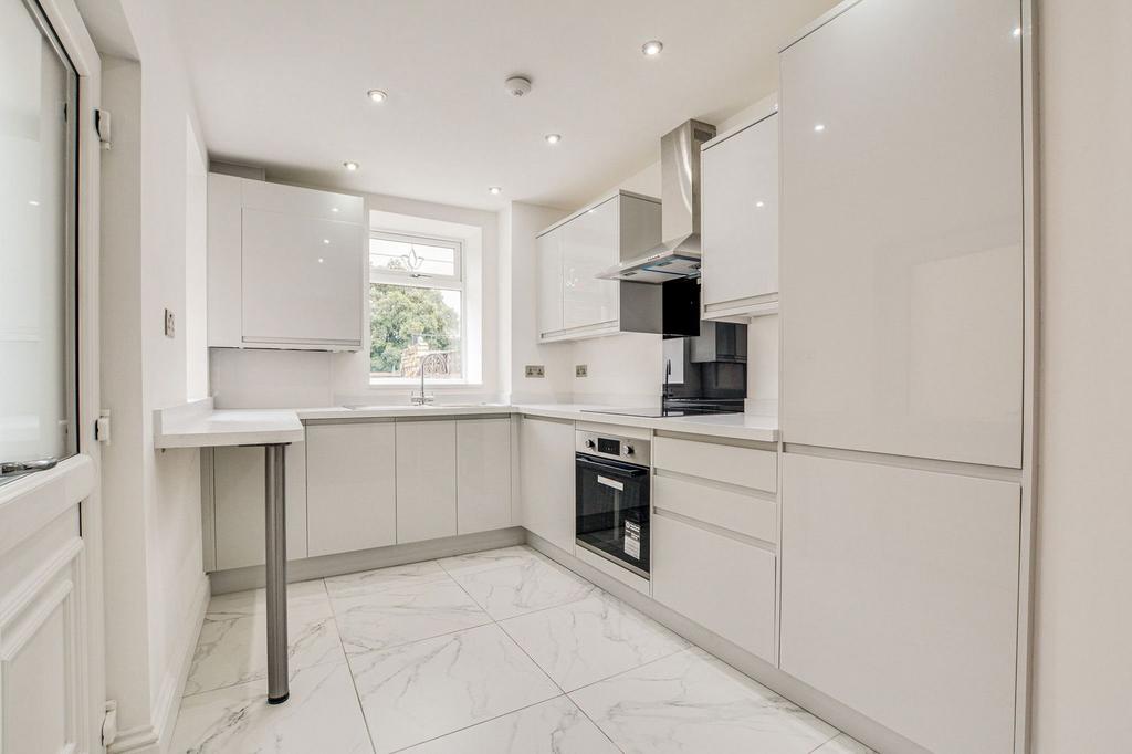 Ightenhill Park Lane, Burnley BB12 3 bed terraced house for sale £174,995