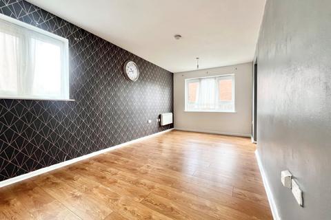 2 bedroom flat to rent, Buxton Close, Edmonton, N9