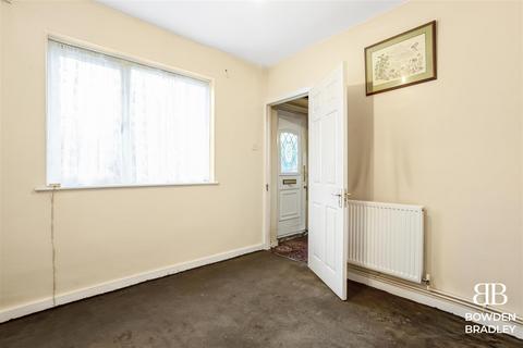 3 bedroom semi-detached house for sale, Sutton Road, Barking