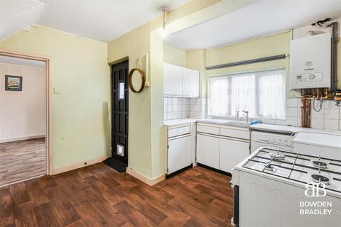 3 bedroom semi-detached house for sale, Sutton Road, Barking