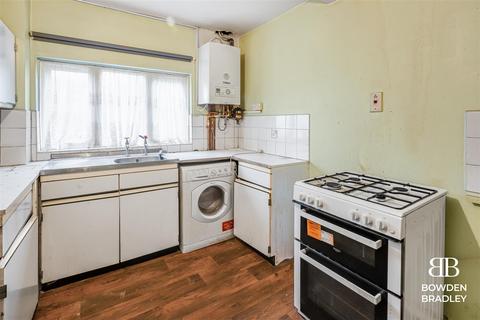 3 bedroom semi-detached house for sale, Sutton Road, Barking