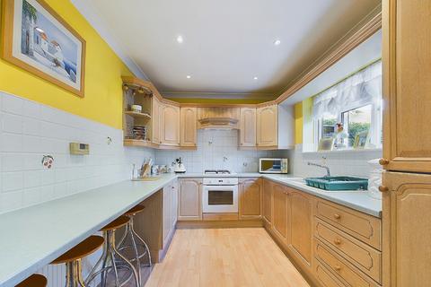 3 bedroom terraced house for sale, Rainham Close, London SE9