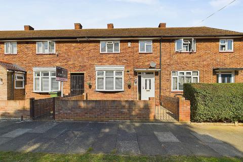 3 bedroom terraced house for sale, Rainham Close, London SE9