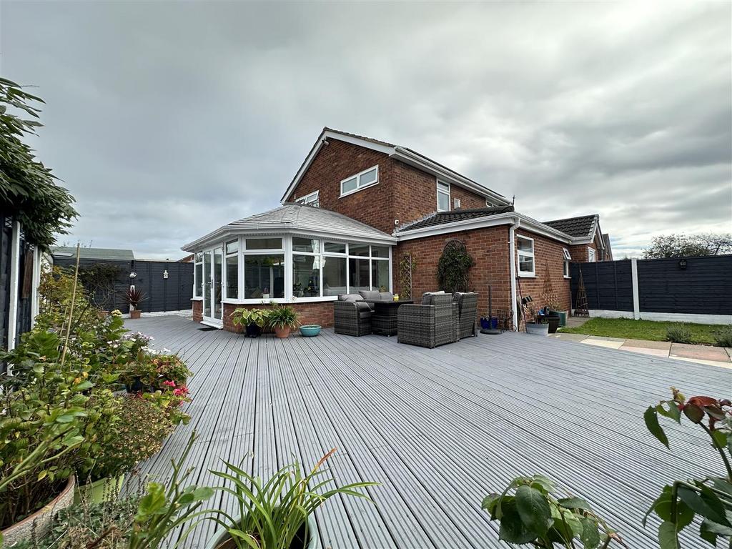 Taylor Road, Hindley Green, Wigan 3 bed detached house for sale £289,950