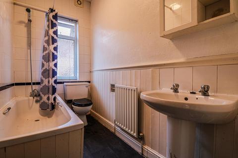 2 bedroom flat to rent, Hungerford Road, Crewe, CW1